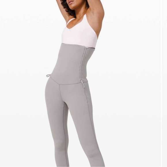 Lululemon Hug Your Core Super High Rise Tight 28” Reversible Leggings Size 6 - Picture 7 of 10